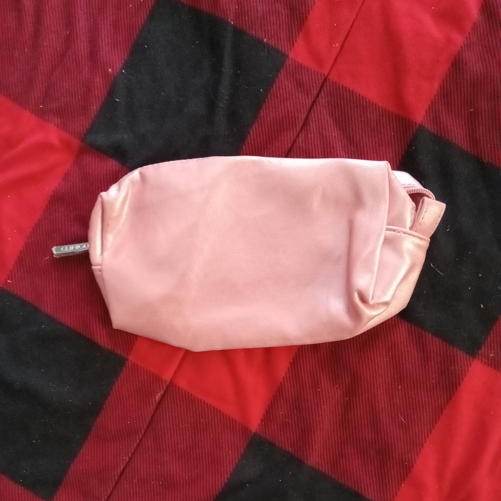Makeup bag